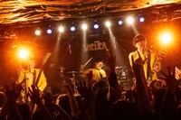 POLYSICS（撮影：朝岡英輔）