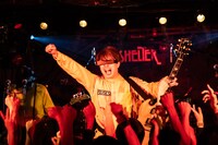 ハヤシヒロユキ（G, Vo, Syn, Programming / POLYSICS）（撮影：朝岡英輔）