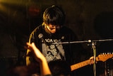 楢原英介(G / VOLA & THE ORIENTAL MACHINE)(撮影:朝岡英輔)