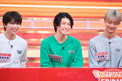 左から塩崎太智（M!LK）、高田彪我（Sakurashimeji）、吉澤要人（原因は自分にある。）。©「DAN! DAN! EBiDAN!」製作委員会