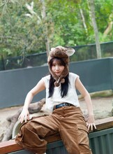 与田祐希（乃木坂46）3rd写真集「ヨーダ」セブンネットショッピング限定版裏表紙。（撮影：細居幸次郎）