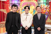 左からじろう(シソンヌ)、松村北斗、光石研。