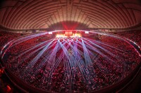 「MISAMO JAPAN DOME TOUR 2024 "HAUTE COUTURE"」東京・東京ドーム公演の様子。（撮影：田中聖太郎）