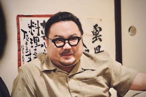 第1話ゲストの休日課長。(c)テレビ朝日