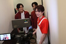 超特急のユーキ先輩に挨拶する稜海。