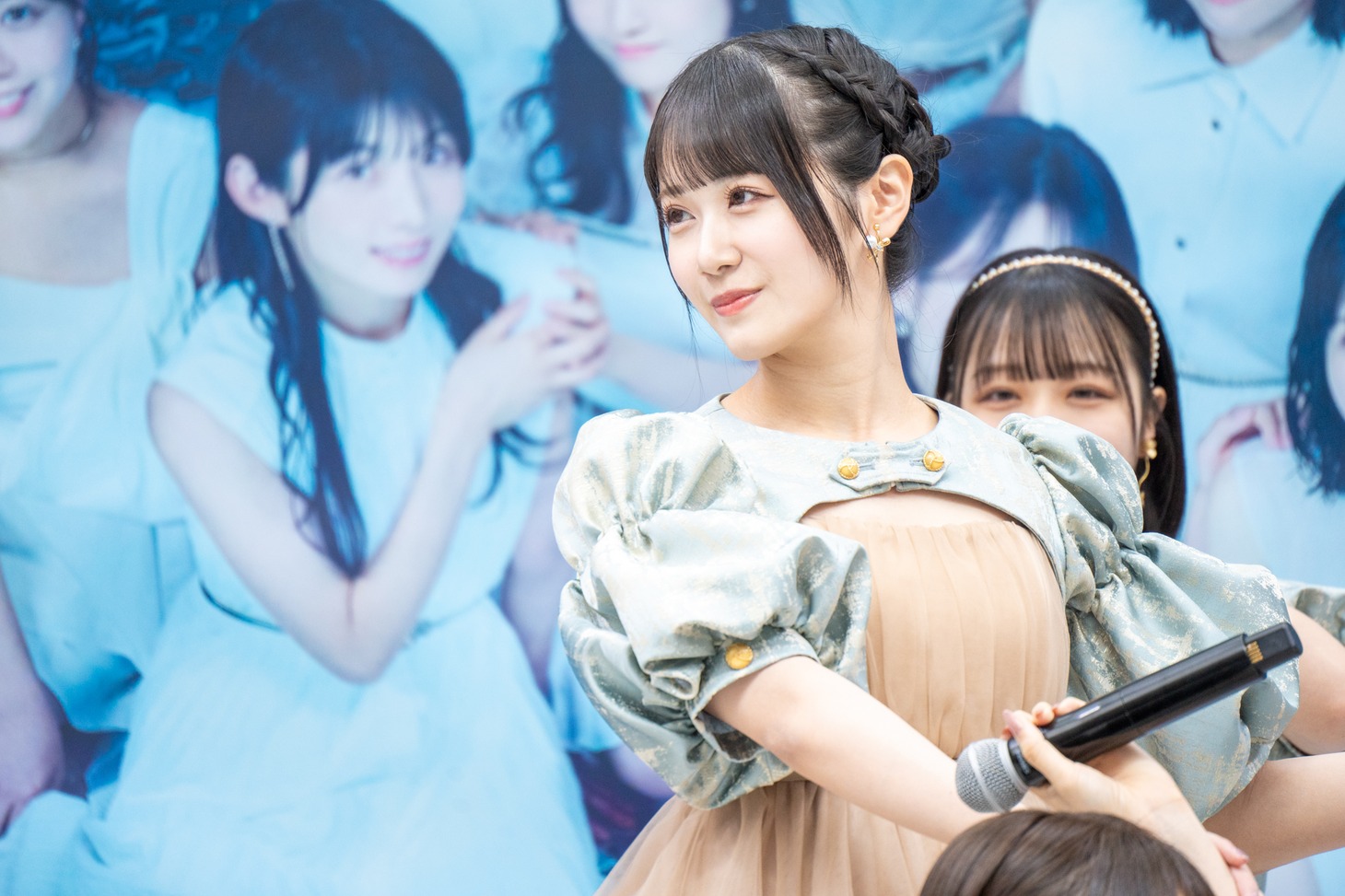 中村舞