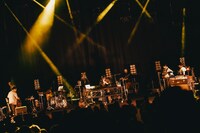 STUTS「“90 Degrees” FIRST HALL TOUR」NHKホール公演の様子。（Photo by Daiki Miura）