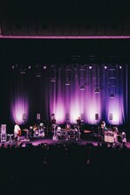 STUTS「“90 Degrees” FIRST HALL TOUR」NHKホール公演の様子。（Photo by Daiki Miura）