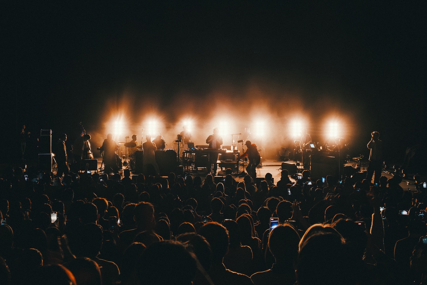 STUTS「“90 Degrees” FIRST HALL TOUR」NHKホール公演の様子。（Photo by Daiki Miura）