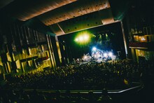 STUTS「“90 Degrees” FIRST HALL TOUR」NHKホール公演の様子。（Photo by Daiki Miura）