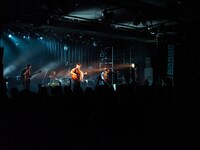 「グソクムズ ワンマンツアー “夢に飛びのって”」東京公演の様子。（撮影：小財美香子）