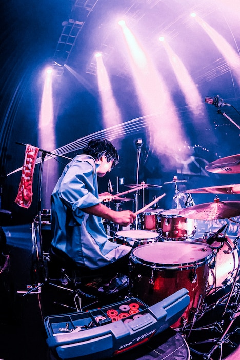 ゆーまお（Dr）（撮影：西槇太一）