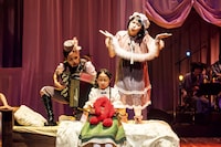 「根本宗子 衣装の表裏」より。