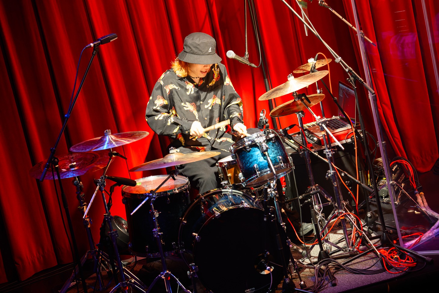 諸石和馬（Dr）（Photo by Masanori Naruse）