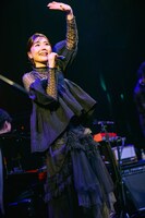 池田智子（Vo）（Photo by Masanori Naruse）