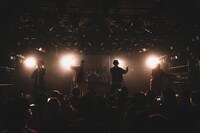 「MACK JACK ONEMAN LIVE Welcome to Vibes Wonderland」の様子。