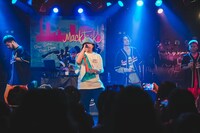 KOPERU（中央）とマックジャック。