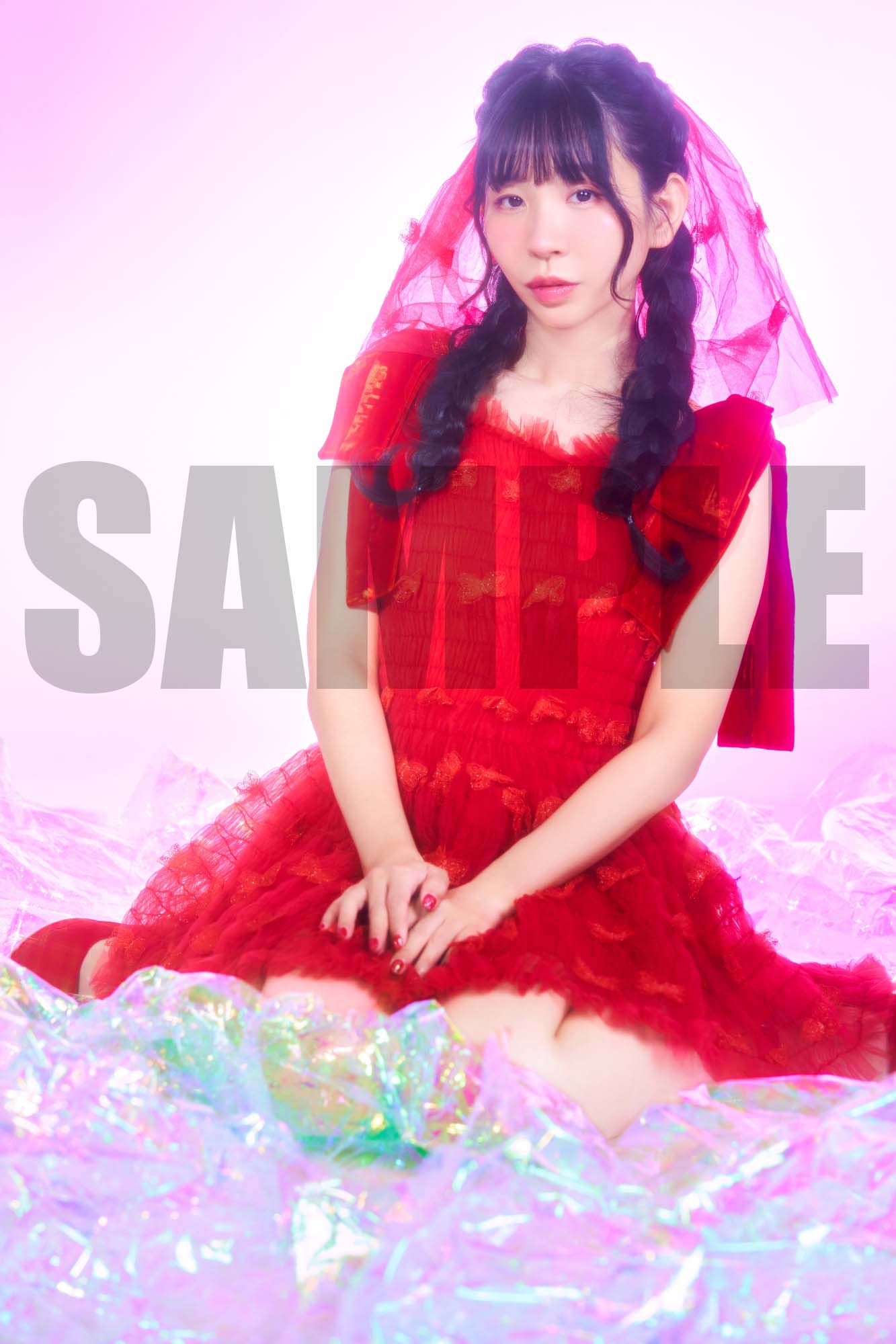 オンラインイベント（TalkPort）2冊券特典絵柄 ©KADOKAWA / 写真：梁瀬玉実