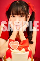 楽天特典絵柄 ©KADOKAWA / 写真：梁瀬玉実