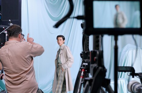 目黒蓮が参加したグローバル広告キャンペーンの撮影の様子。