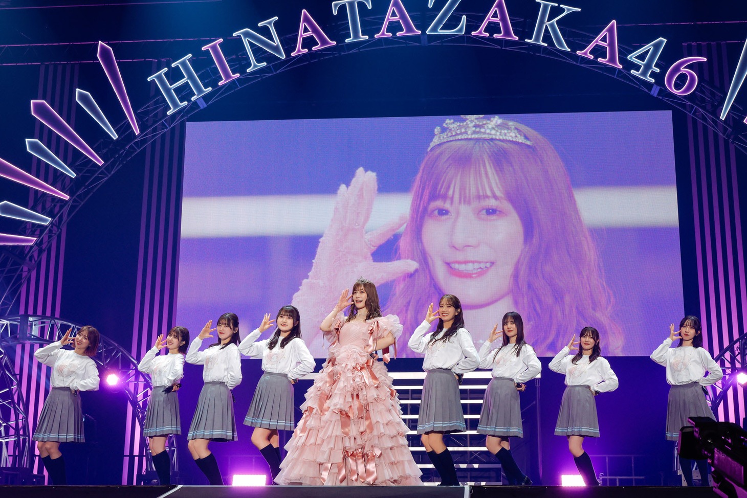 「東村芽依卒業セレモニー」の様子。（撮影：上山陽介）