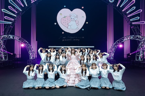 「東村芽依卒業セレモニー」の様子。（撮影：上山陽介）