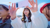 「Google Pixel 9 |au WEBCM ニッポンもしも写真部」大阪編より。