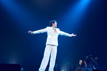 宮野真守「MAMORU MIYANO LIVE TOUR 2024-2025 ～DRESSING!～」千葉・LaLa arena TOKYO-BAY公演の様子。
