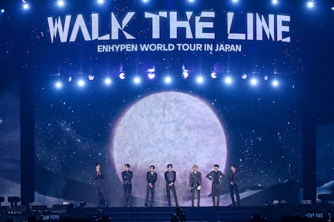 「ENHYPEN WORLD TOUR 'WALK THE LINE' IN JAPAN」大阪・京セラドーム大阪公演の様子。(P)&(C) BELIFT LAB Inc.