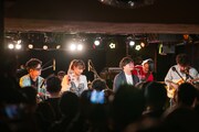 YIKO「超天竺 vol.1」での初ライブの様子。