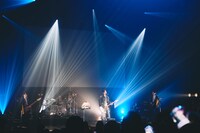 白岩瑠姫「Who am i ?」の様子。©LAPONE ENTERTAINMENT