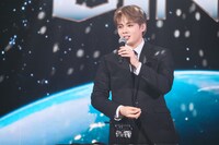 鶴房汐恩 ©LAPONE ENTERTAINMENT