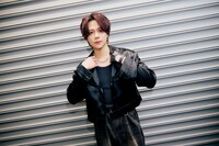 藤牧京介 ©LAPONE ENTERTAINMENT