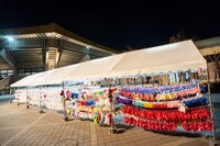 「1万個のてるてる坊主チャレンジ」で集まったてるてる坊主。