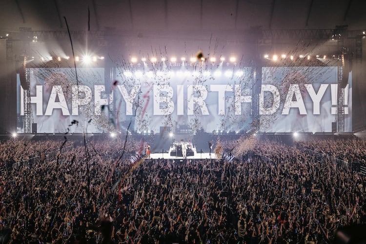 ラルクhyde誕生祭、東京ドーム2DAYSで10万人が祝福「好きになってくれ 