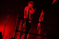 hyde（Vo）（Photo by Hiroaki Ishikawa）