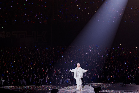 hyde（Vo）（Photo by Tetsuya Matsuda）