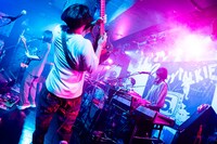 ネクライトーキー（撮影：かい）