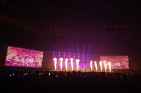 「≠ME 6th ANNIVERSARY PREMIUM CONCERT」の様子。©YOANI