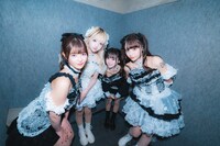 最終未来少女（撮影：オカベメイ）