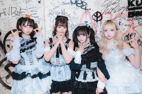 最終未来少女（撮影：オカベメイ）