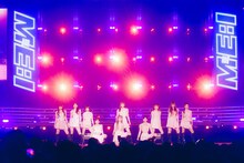 ME:Iのパフォーマンスの様子。(c)LAPONE GIRLS