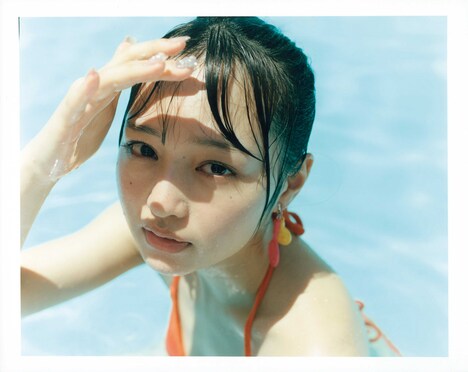 那蘭のどか「忘れたくない」より。 ©佐内正史 / 講談社