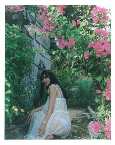 那蘭のどか「忘れたくない」より。 ©佐内正史 / 講談社