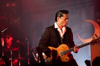 Kenji（G）（撮影：山田久美子）