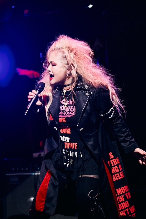 JILL(PERSONZ)(撮影:新保勇樹)