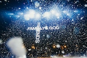 Kvi Baba「Friends, Family, Fans & God」の様子。(Photo by cherry chill will.)