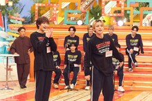 「ワルでトキメキ！ ORA! ORA! 胸キュン即興演技」の様子。©「DAN!DAN!EBiDAN!」製作委員会