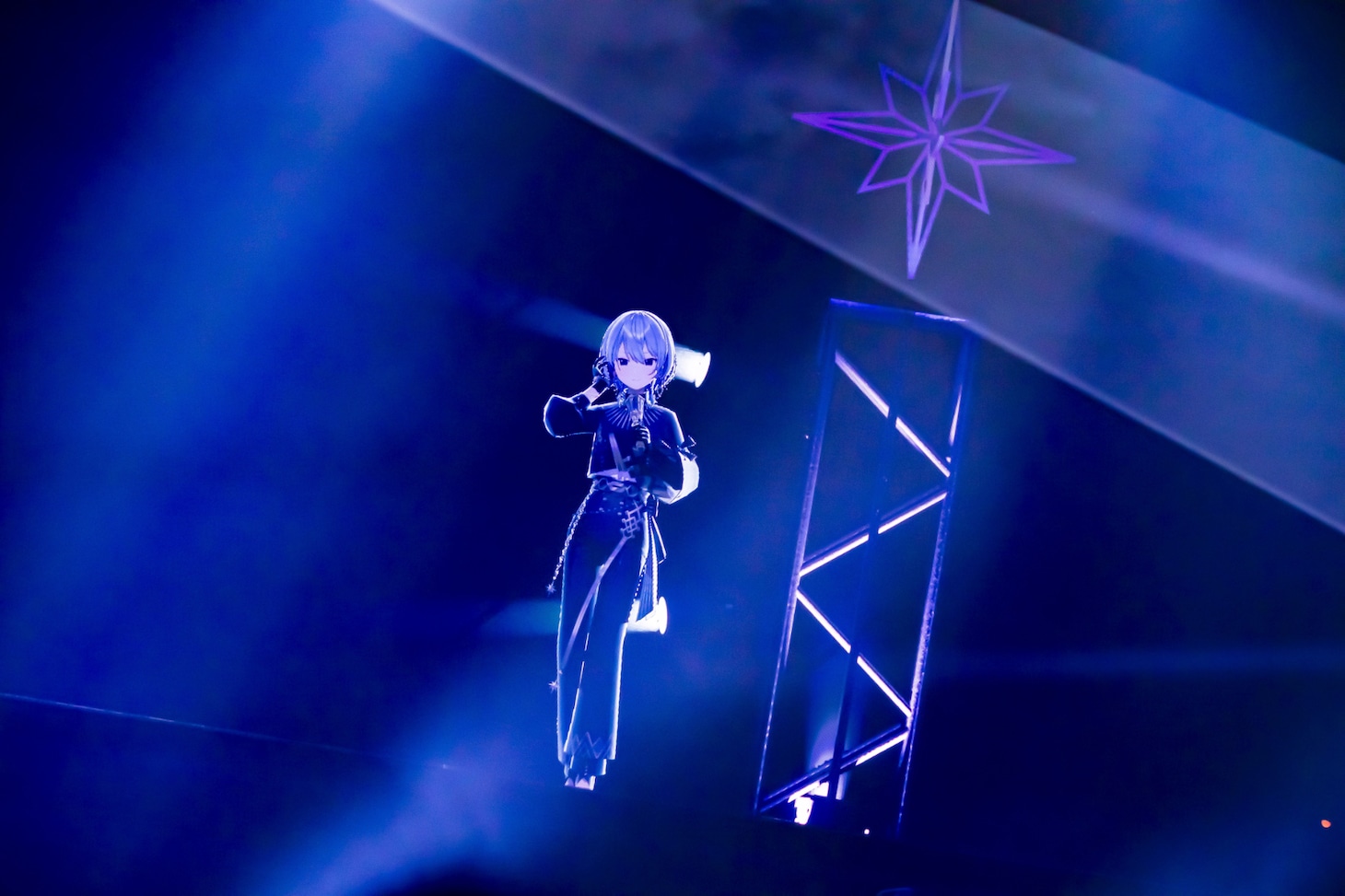 「Hoshimachi Suisei 日本武道館 Live “SuperNova”」の様子。（Photo by Takashi Konuma）