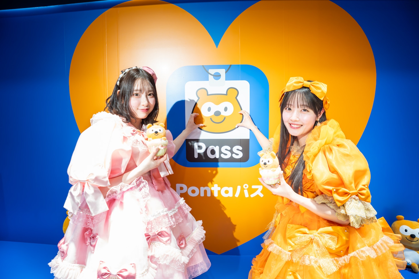 CUTIE STREETの桜庭遥花と川本笑瑠。